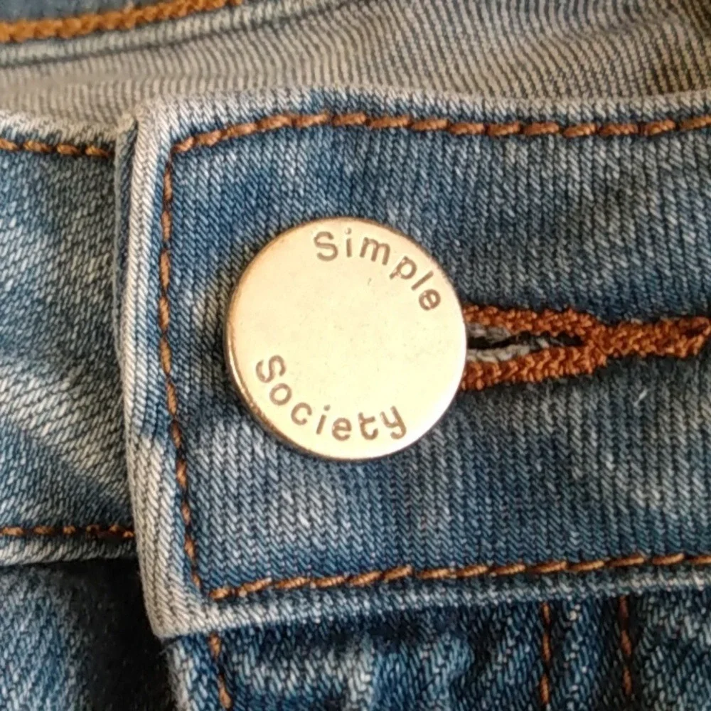 Simple Society Womens‎ Denim Distressed Ripped Blue Jean Shorts Size 17/33